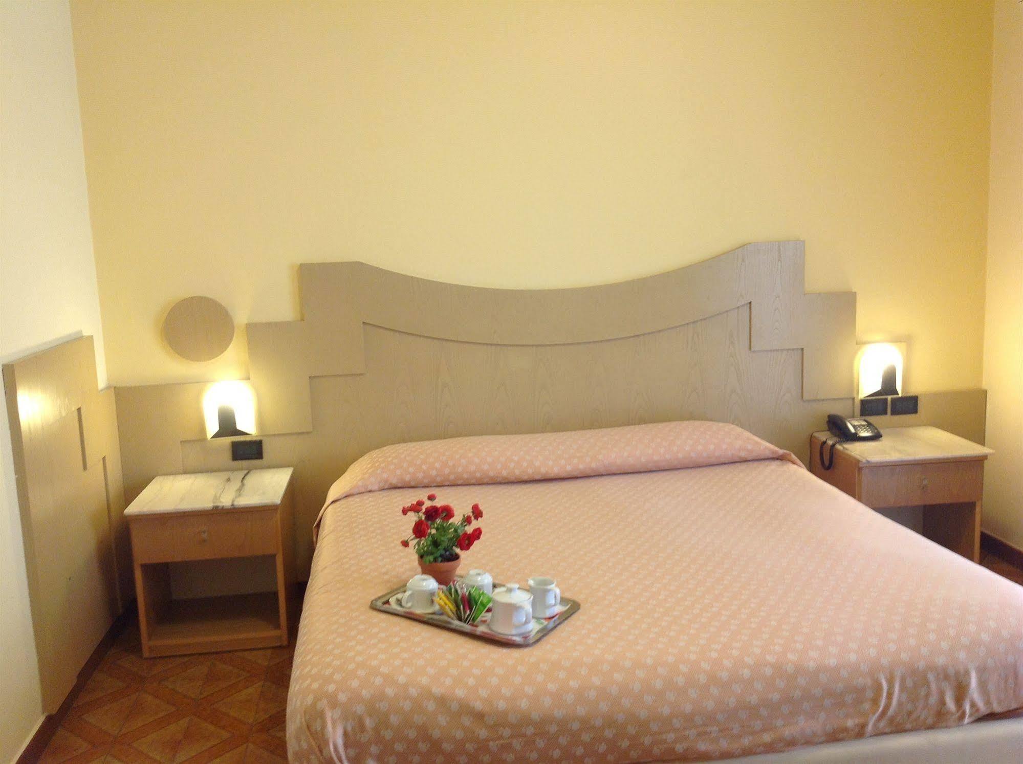 Hotel Giovanna Pompei Esterno foto